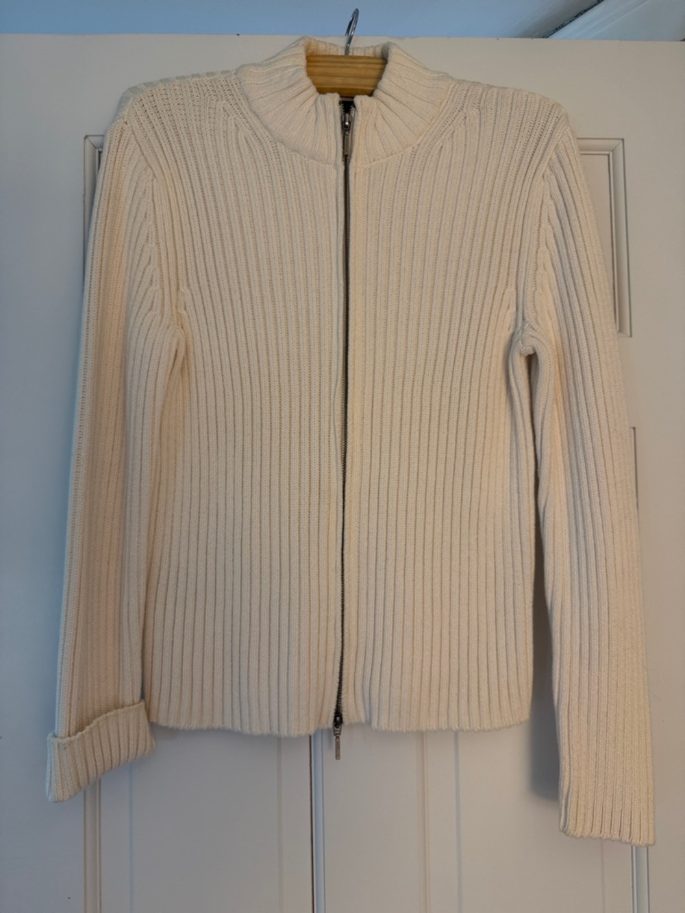 Ann Taylor Cream Ribbed Zip-Front Cardigan